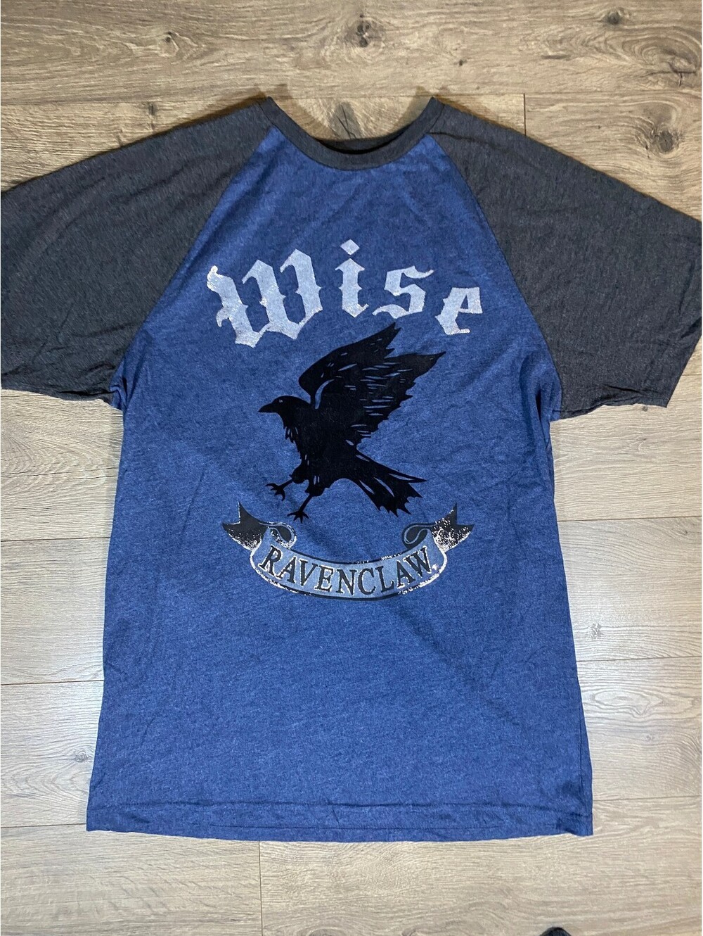 Harry Potter Ravenclaw Wise Shirt Mens L Universal Studios Raglan Graphic Tee